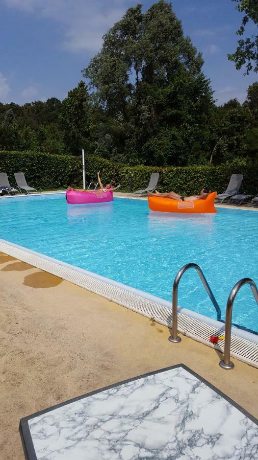Bed and Breakfast Casale del Sole Garda Monzambano Esterno foto