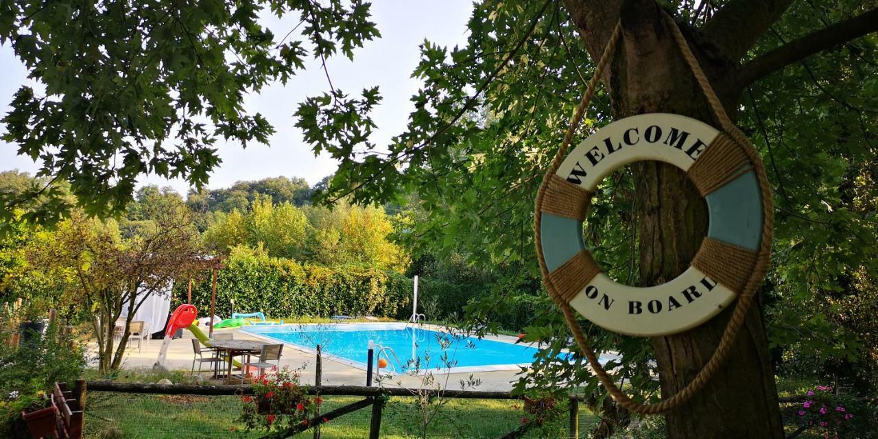 Bed and Breakfast Casale del Sole Garda Monzambano Esterno foto